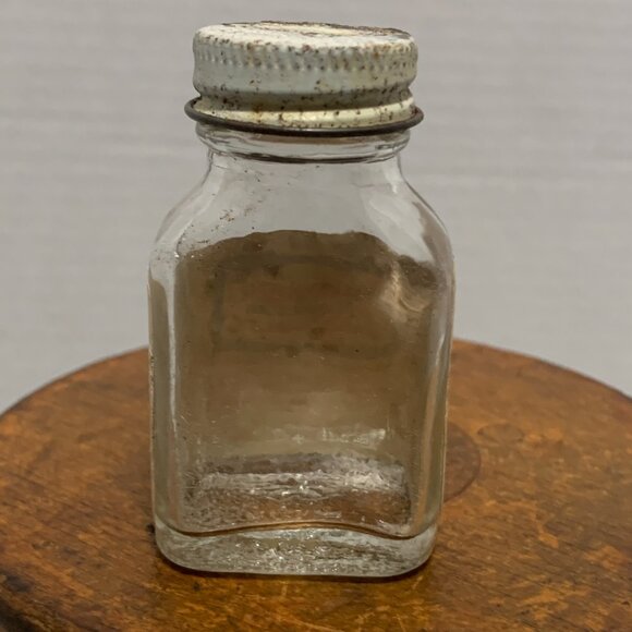 Vintage Bayer Decongestant Cold Tablets Glass Bottle - Picture 4 of 9